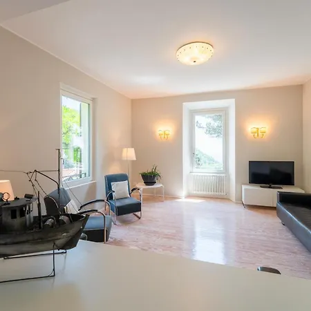 Lina Apartment Brunate